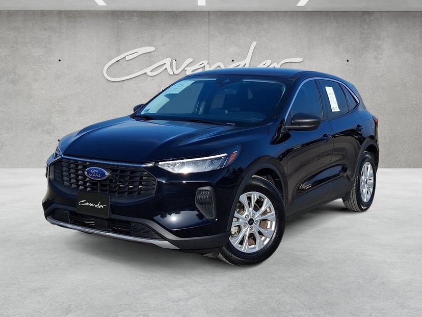 2023 Ford Escape - Image 1