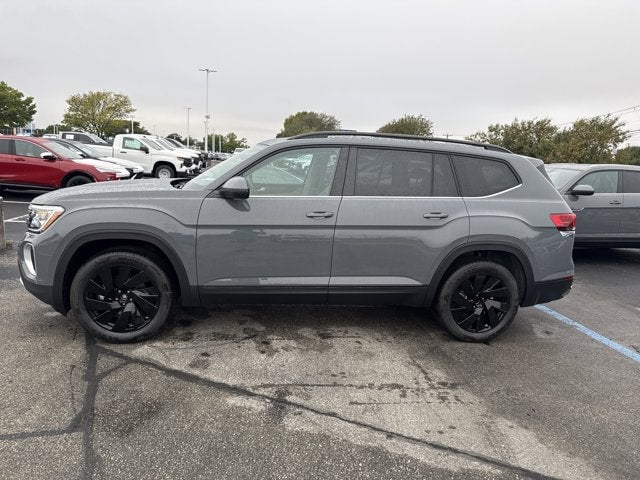 2026 Volkswagen Atlas - Image 2