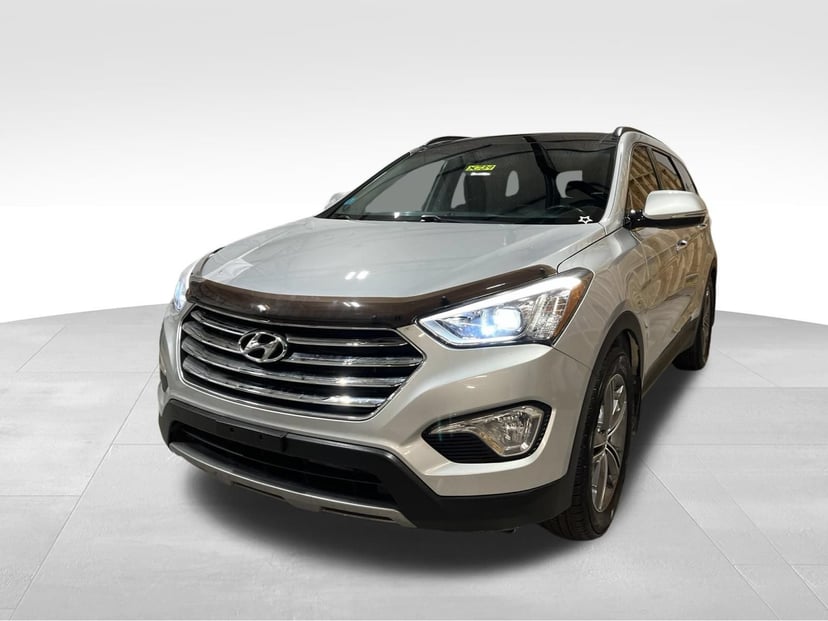 2013 Hyundai Santa Fe - Image 1