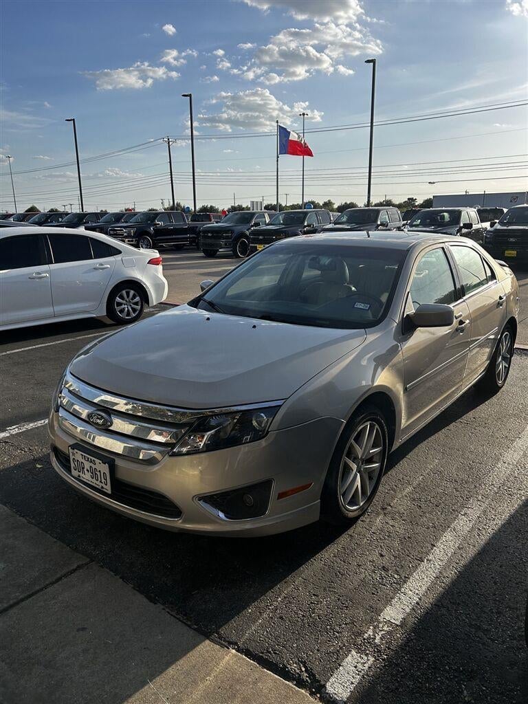 2010 Ford Fusion - Image 1