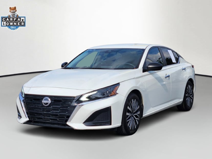 2025 Nissan Altima - Image 1