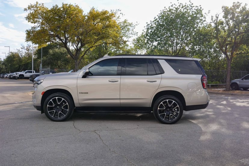2023 Chevrolet Tahoe - Image 2