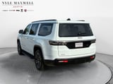 2026 Jeep Grand Wagoneer - Preview 14