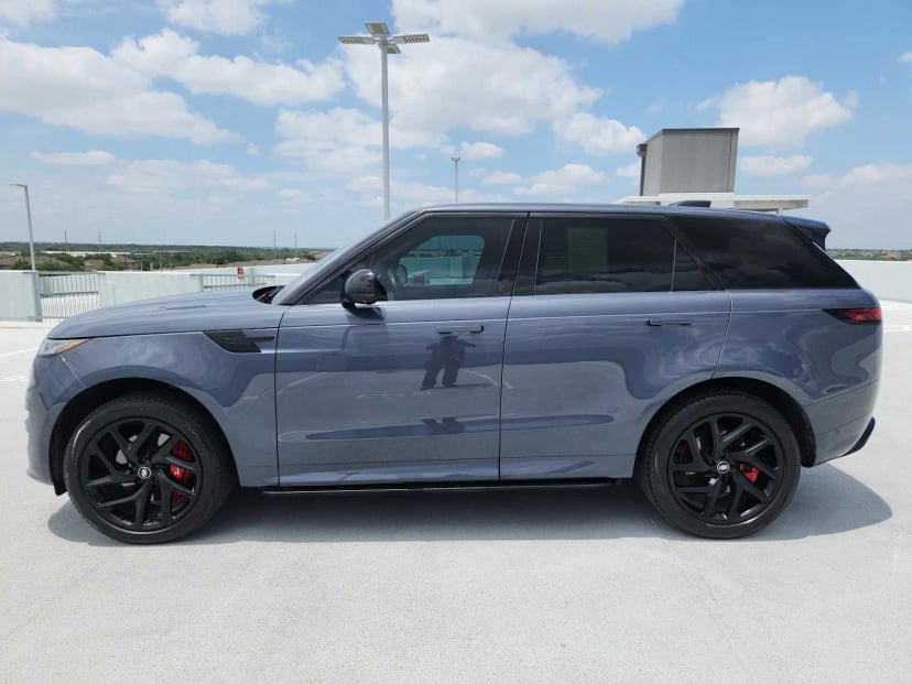 2023 Land Rover Range Rover Sport - Image 2