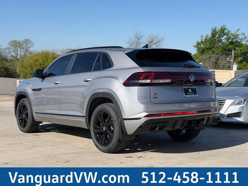 2026 Volkswagen Atlas Cross Sport - Image 1