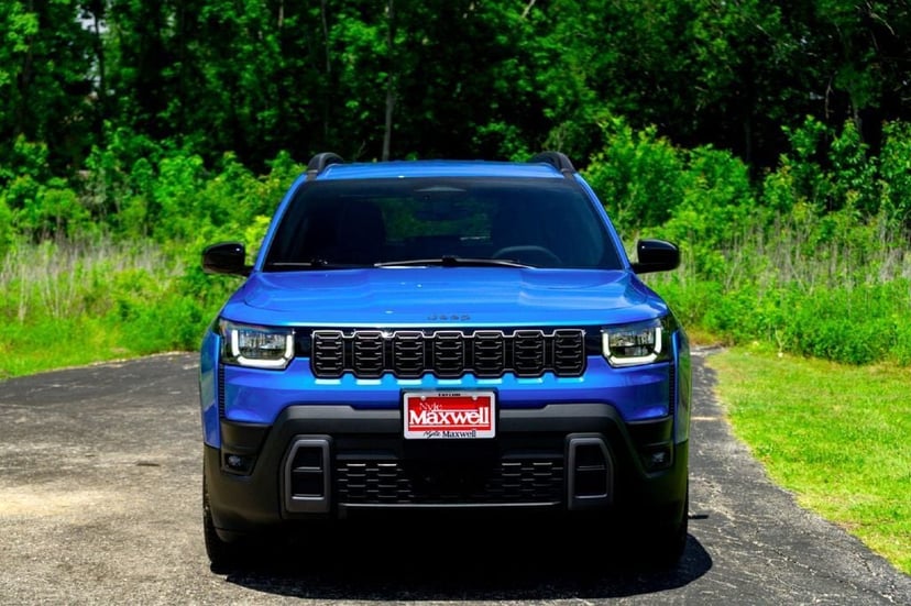 2026 Jeep Cherokee - Image 3