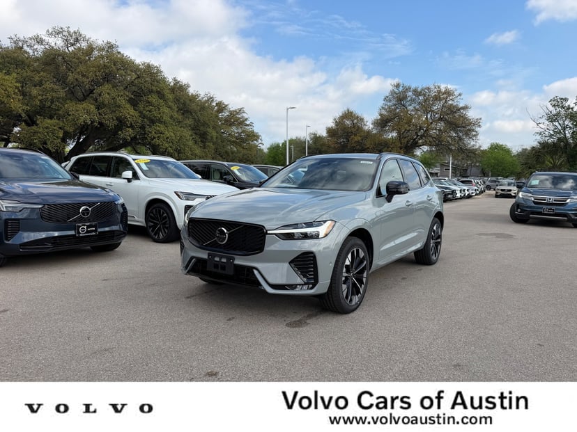 2026 Volvo XC60 - Image 2