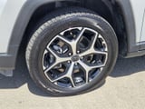 2025 Jeep Compass - Preview 9