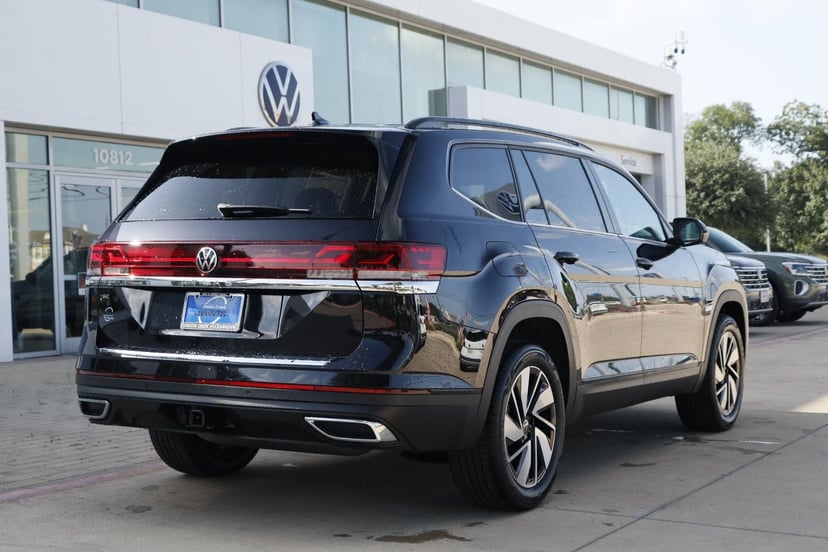 2026 Volkswagen Atlas - Image 3