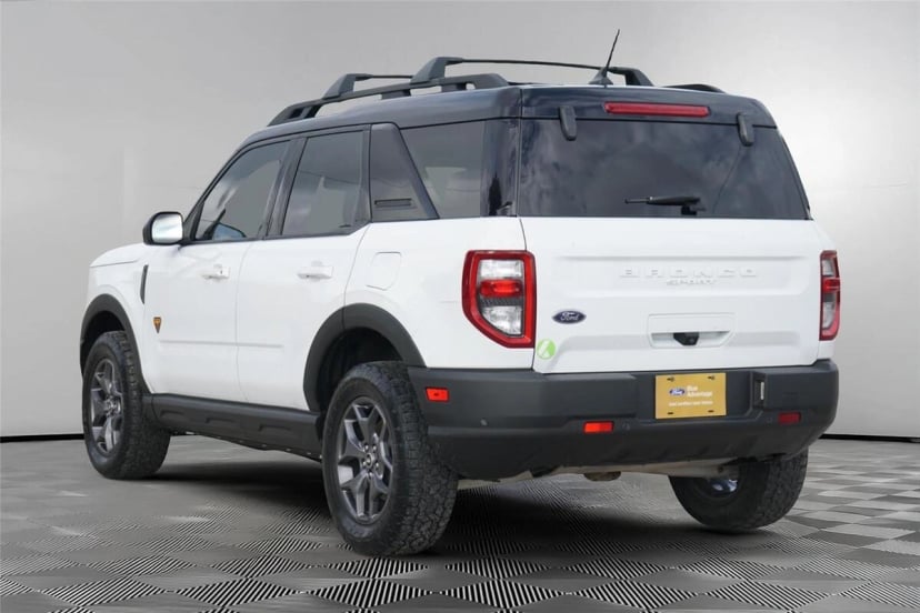2022 Ford Bronco Sport - Image 2