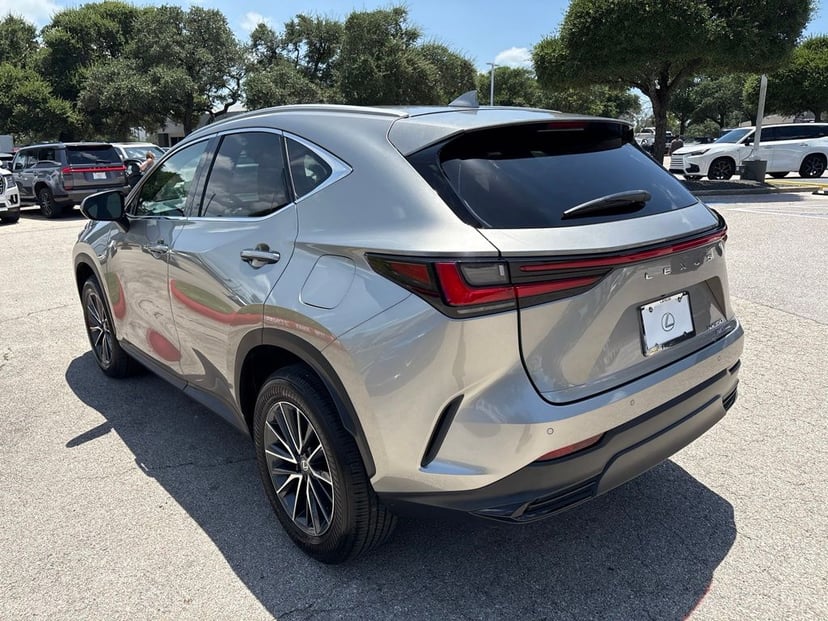 2026 Lexus NX - Image 3