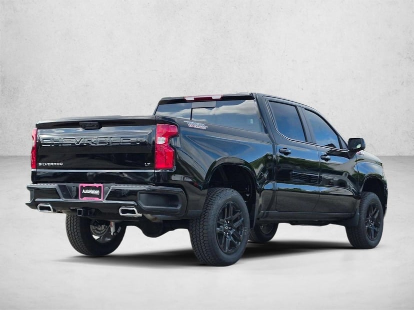 2026 Chevrolet Silverado - Image 2