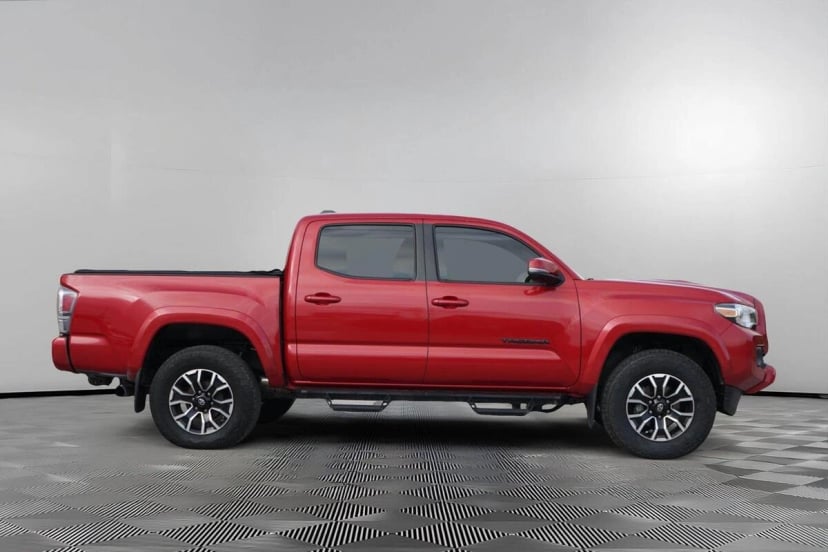 2020 Toyota Tacoma - Image 2