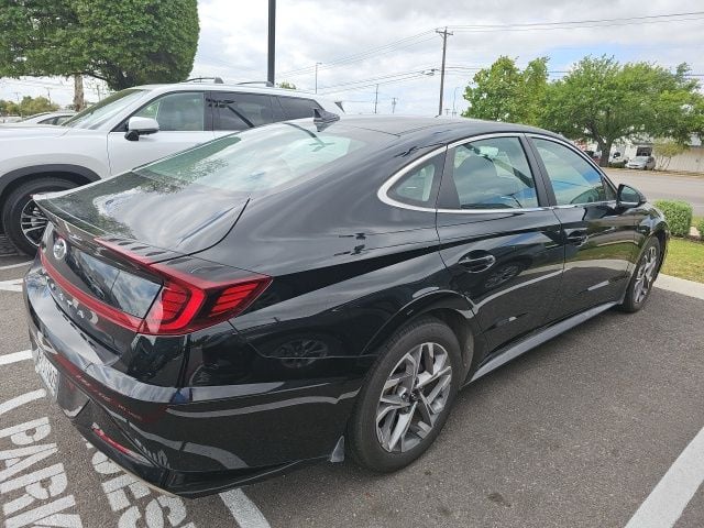2021 Hyundai Sonata - Image 3