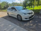 2017 Chrysler Pacifica - Preview 4