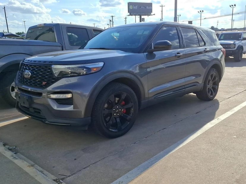 2022 Ford Explorer - Image 1