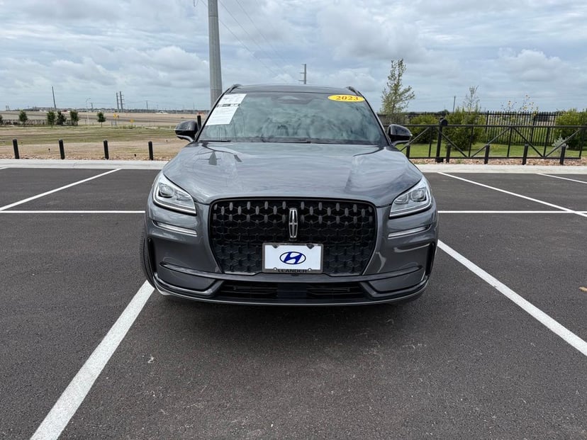 2023 Lincoln Corsair - Image 3