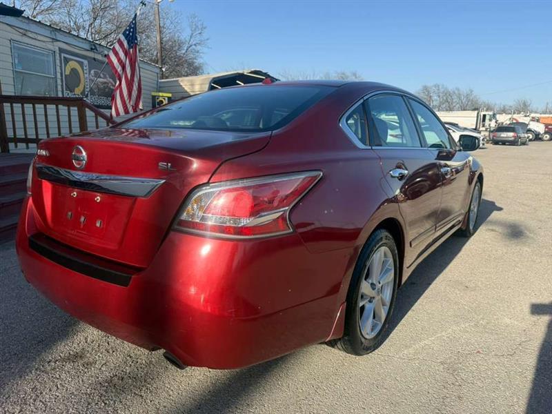 2015 Nissan Altima - Image 3