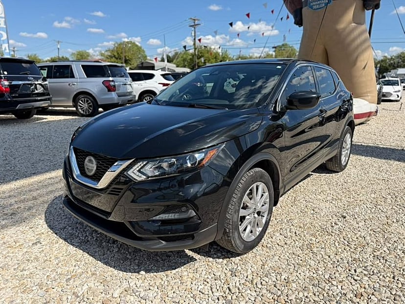 2021 Nissan Rogue Sport - Image 1