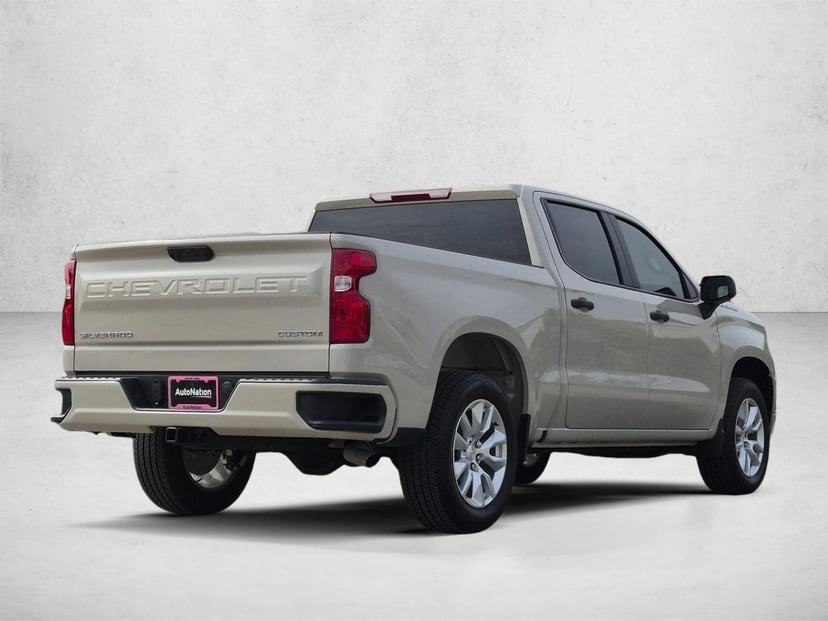 2026 Chevrolet Silverado - Image 3
