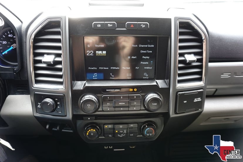 2017 Ford F-250 - Image 3