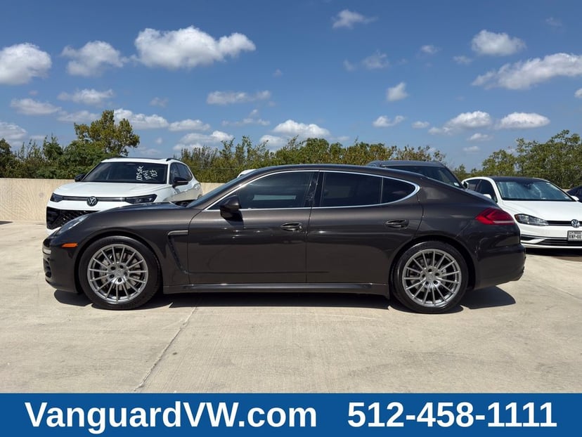 2014 Porsche Panamera - Image 3