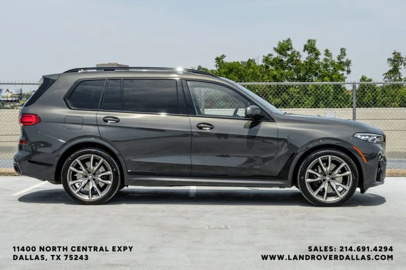 2022 BMW X7 - Image 2
