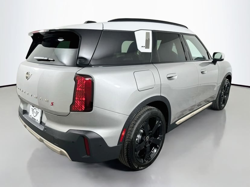 2027 MINI Countryman - Image 3