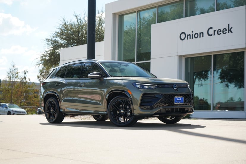 2026 Volkswagen Tiguan - Image 1