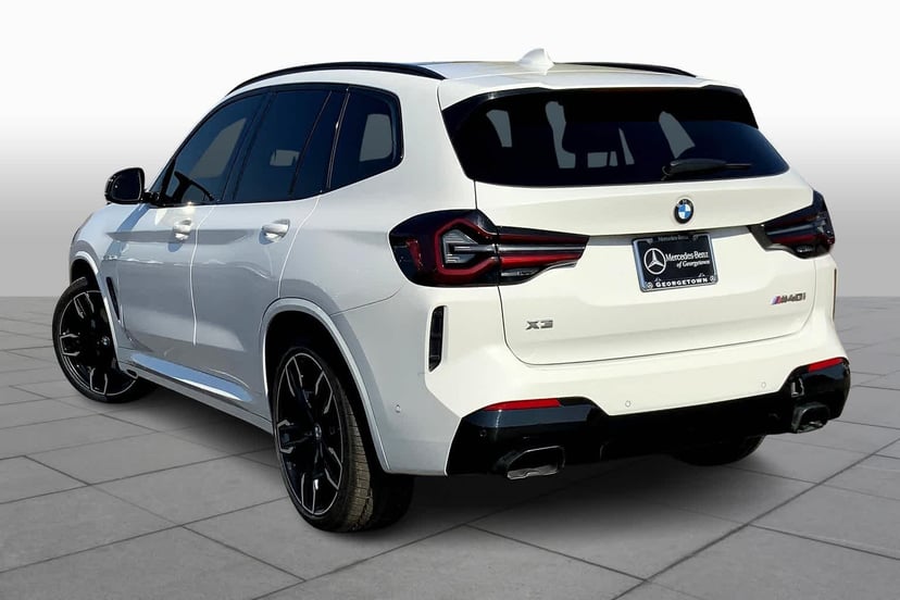 2022 BMW X3 - Image 2