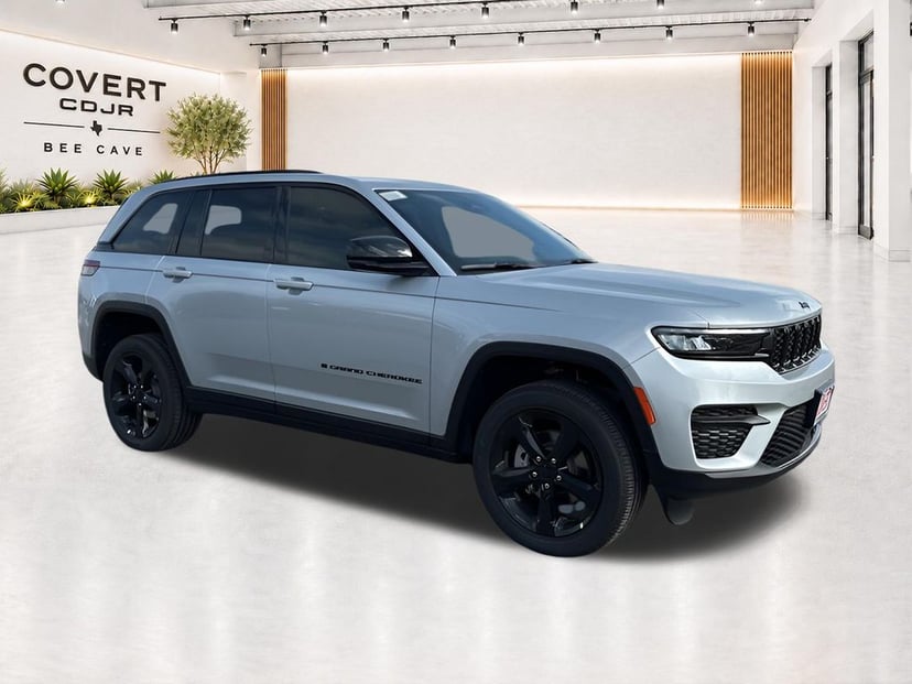 2025 Jeep Grand Cherokee - Image 1