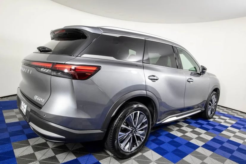 2026 Infiniti QX60 - Image 3