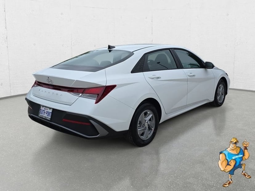 2026 Hyundai Elantra - Image 3