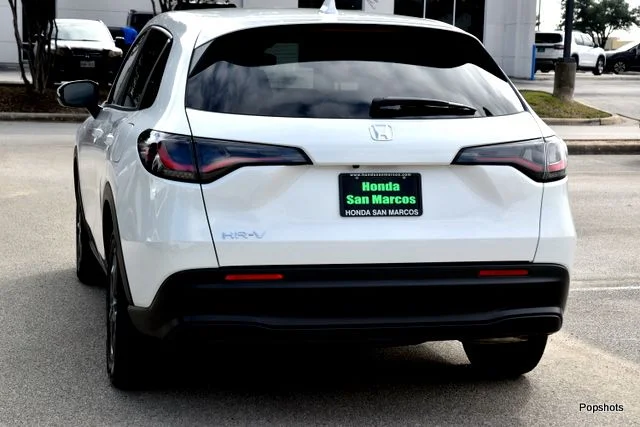 2027 Honda HR-V LX 2WD 4D Sport Utility Platinum White Pearl - Image 1