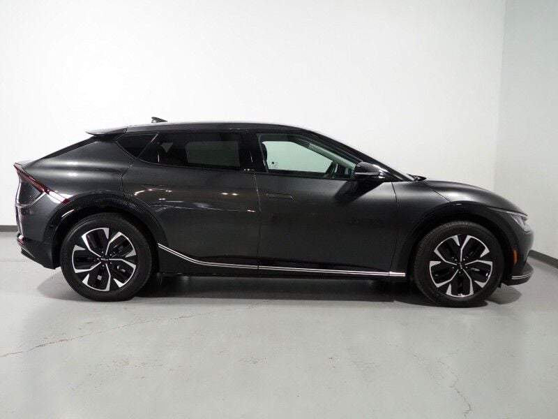 2024 Kia EV6 Wind AWD - Image 1