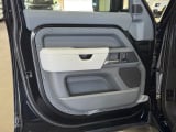 2026 Land Rover Defender - Preview 12