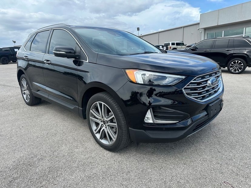 2023 Ford Edge - Image 1