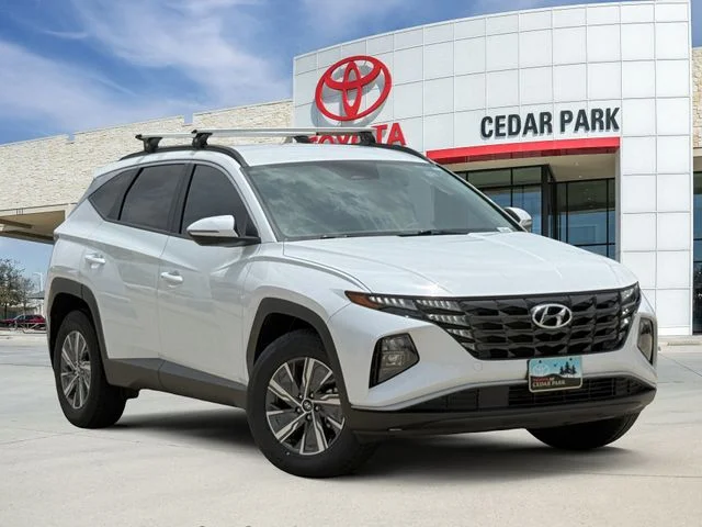 2022 Hyundai Tucson Hybrid - Image 1