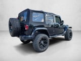 2017 Jeep Wrangler - Preview 4