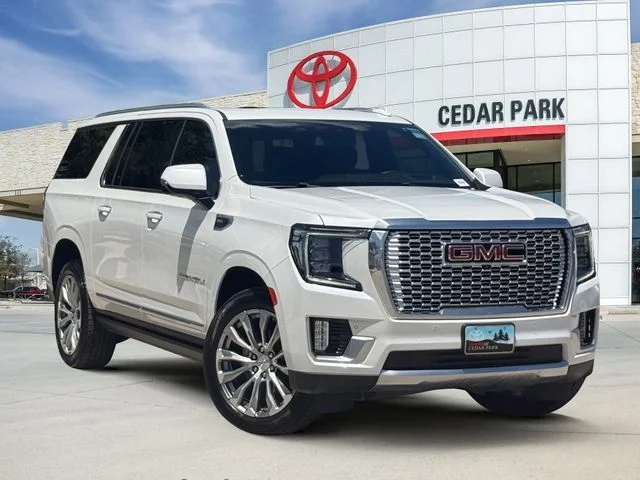 2023 GMC Yukon XL - Image 1