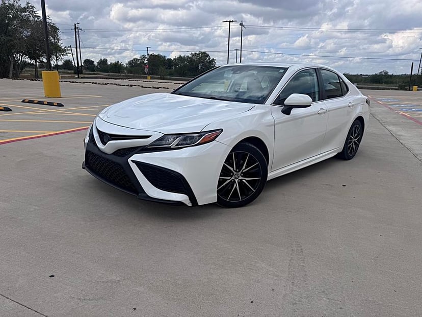 2021 Toyota Camry - Image 1