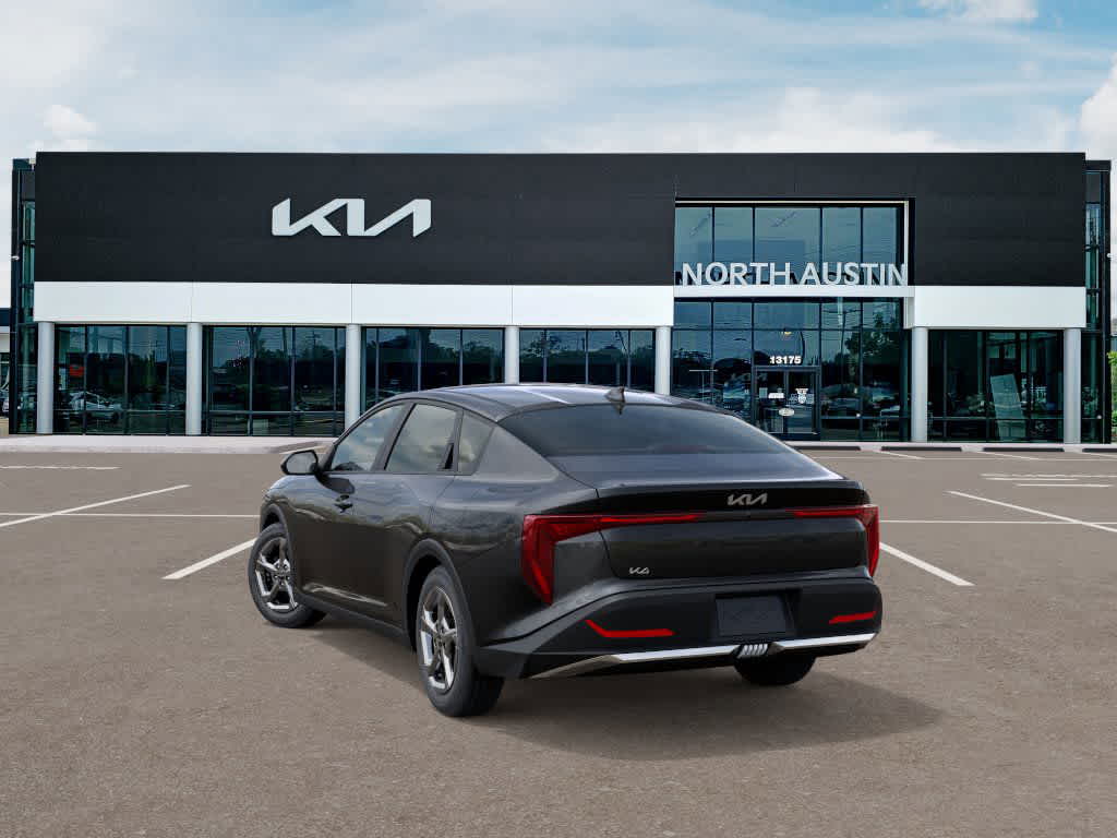 2026 Kia K4 - Image 3