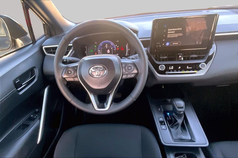 2026 Toyota Corolla Cross - Image 3