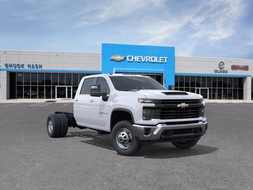 2026 Chevrolet Silverado 3500 HD - Image 1