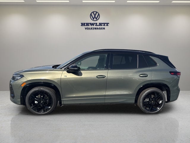 2026 Volkswagen Tiguan - Image 1