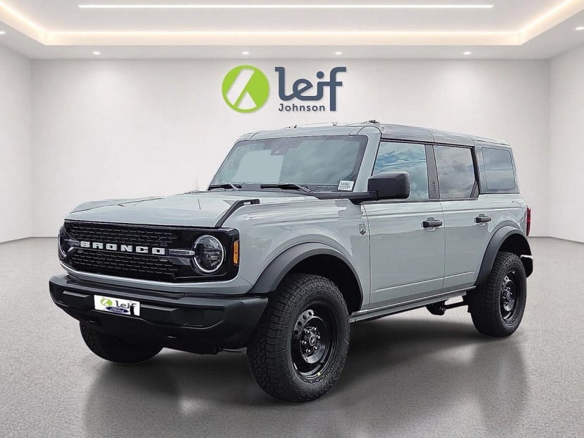 2026 Ford Bronco - Image 1