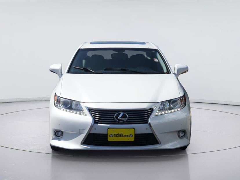 2014 Lexus ES - Image 3