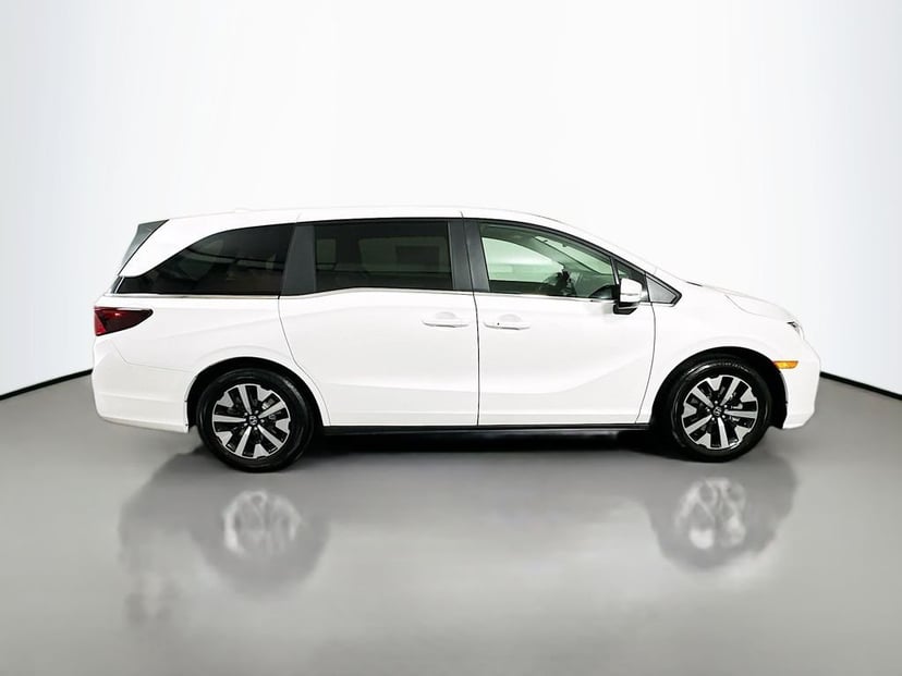 2026 Honda Odyssey - Image 2