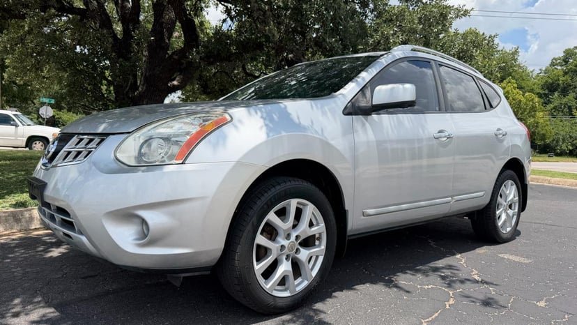 2013 Nissan Rogue - Image 1