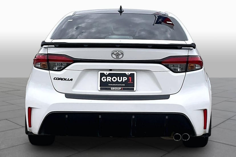 2025 Toyota Corolla - Image 3